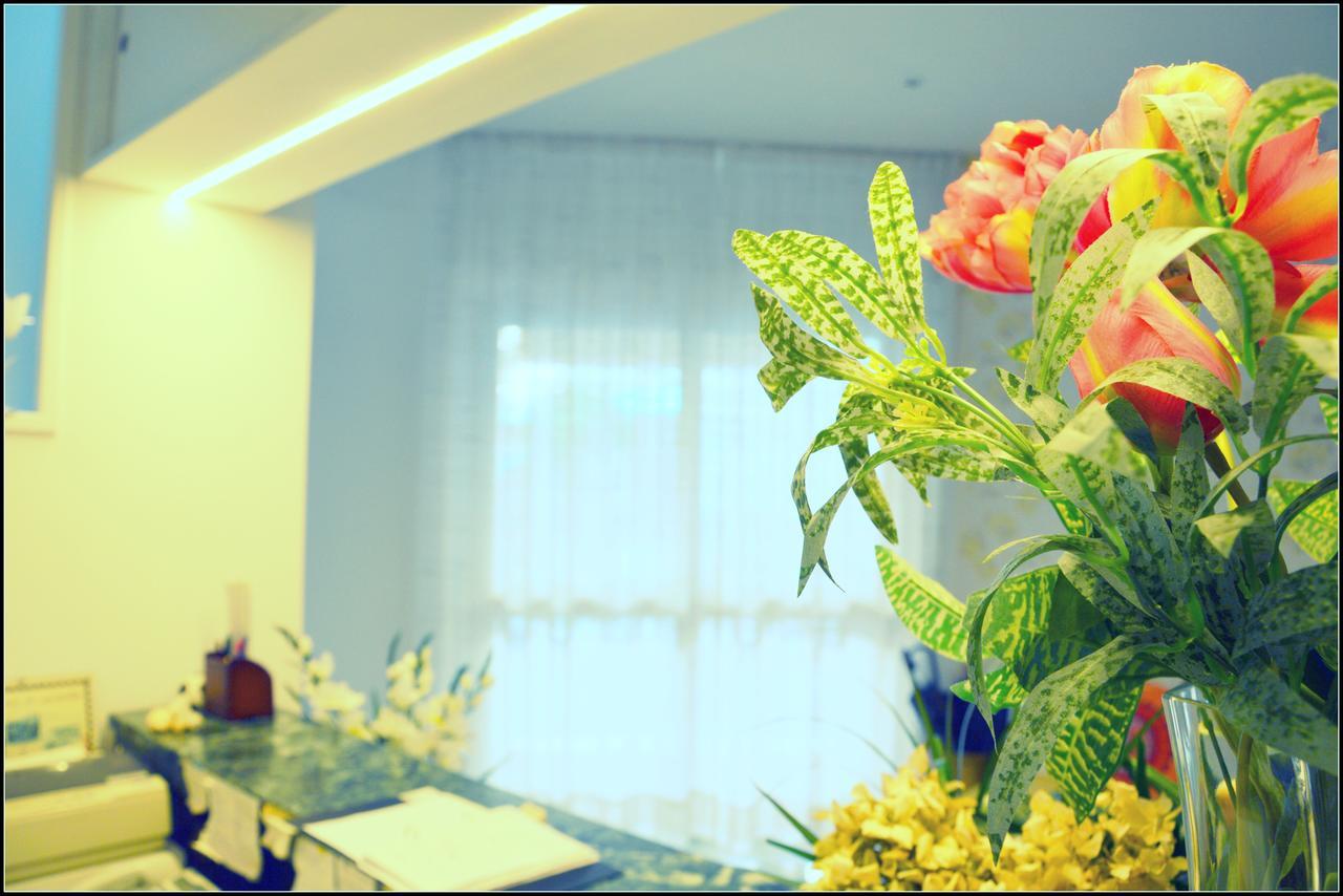 Hotel Luana ริมินี ภายนอก รูปภาพ
