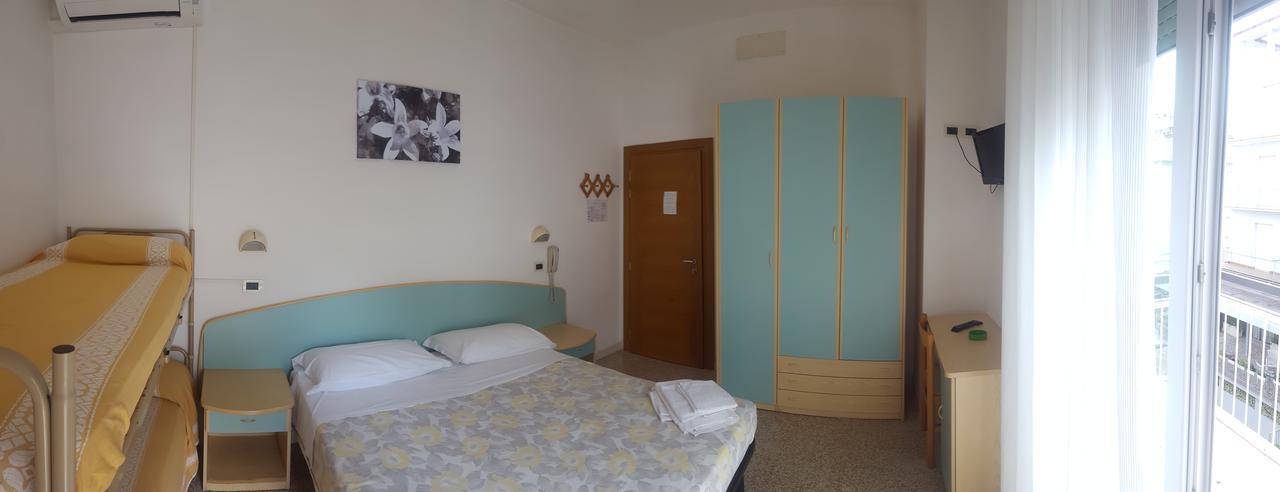 Hotel Luana ริมินี ภายนอก รูปภาพ
